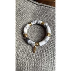 Plunder Design Fashion Jewelry Grey White Marbled Gold Stretch Bracelet 11